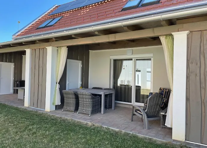 Balatonholidaypark Apartment *